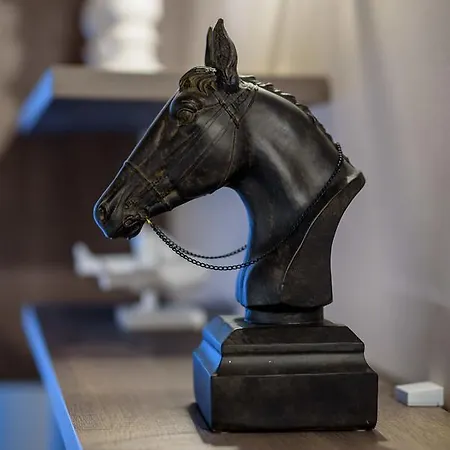 شقة فندقية Marie Claire & 4*