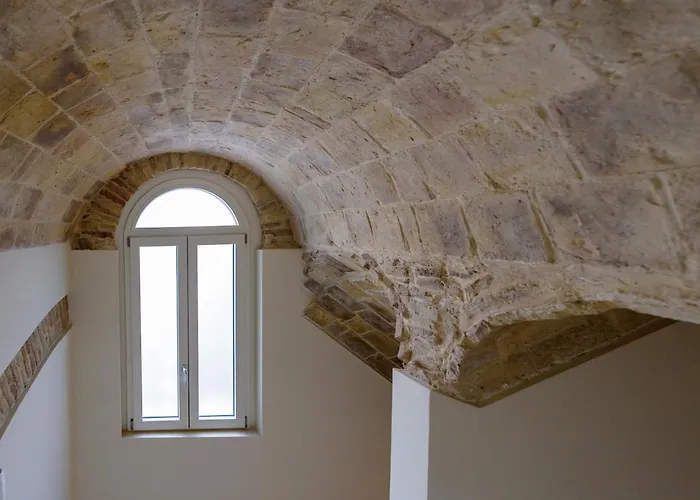 Апарт-отель Marie Claire & Васто