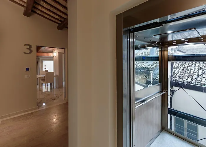 Marie Claire & Апарт-отель 4*