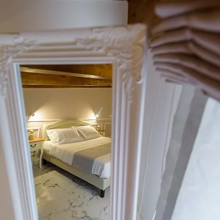 Marie Claire & Hotel apartamentowy