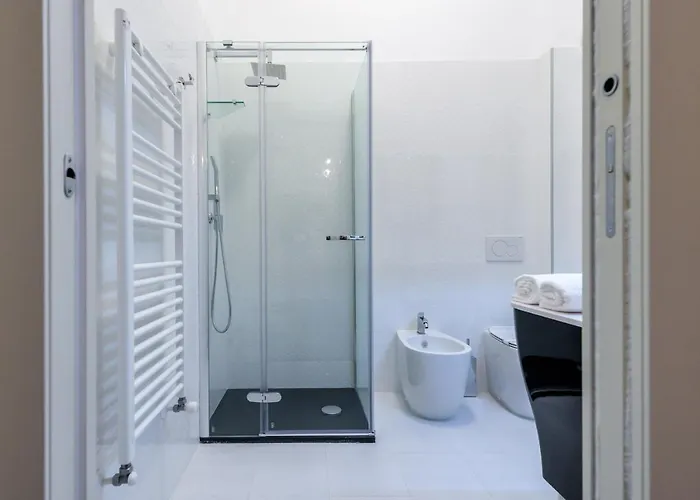 Marie Claire & 4* Васто