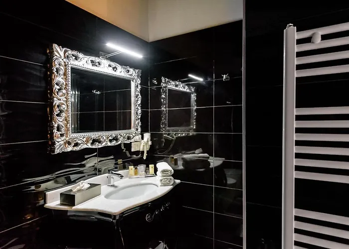 Aparthotel Marie Claire & 4*